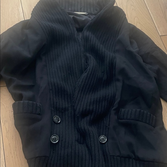 Black Ribbed Button-Up Jacket - Picture 3 of 5